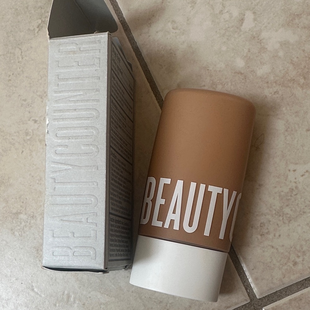 Beautycounter dew skin tinted moisturizer